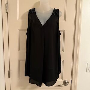 ⭐️ 5 for $25. Torrid top